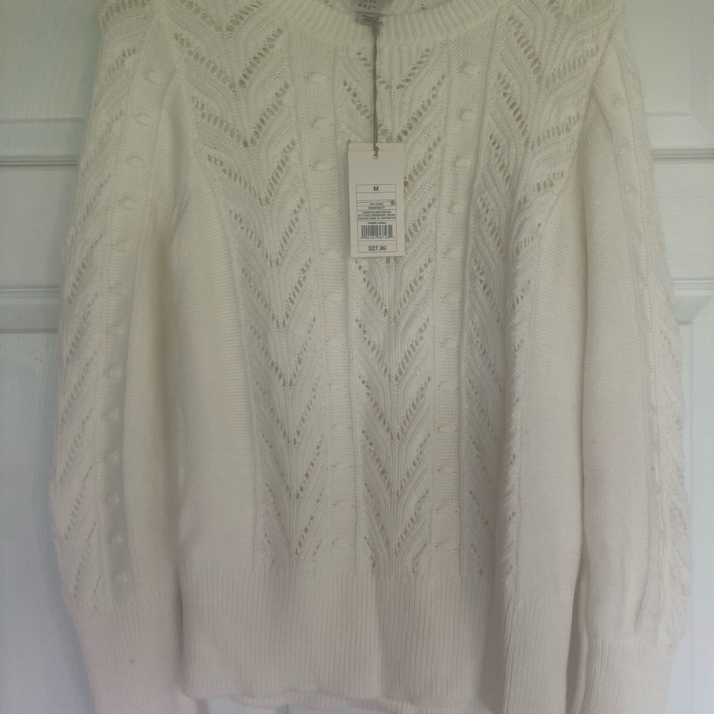 Long sleeve pull over sweater